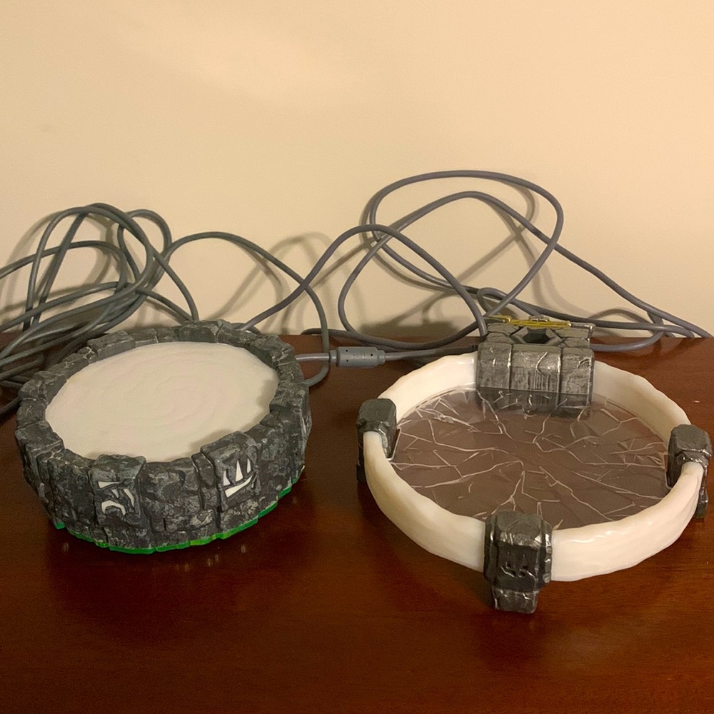 2 new Skylanders portals